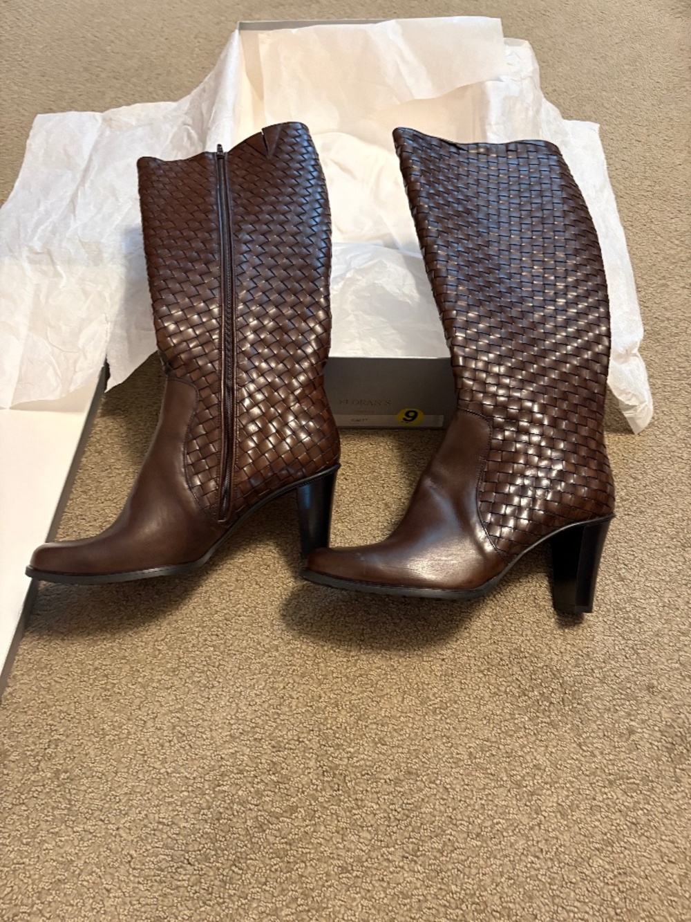 NEW IN BOX Made in Italy Bottega style  Boots 9